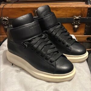 ALEXANDER MCQUEEN MAINLINE HIGH STRAP SNEAKER SIZE 9.5 BLACK